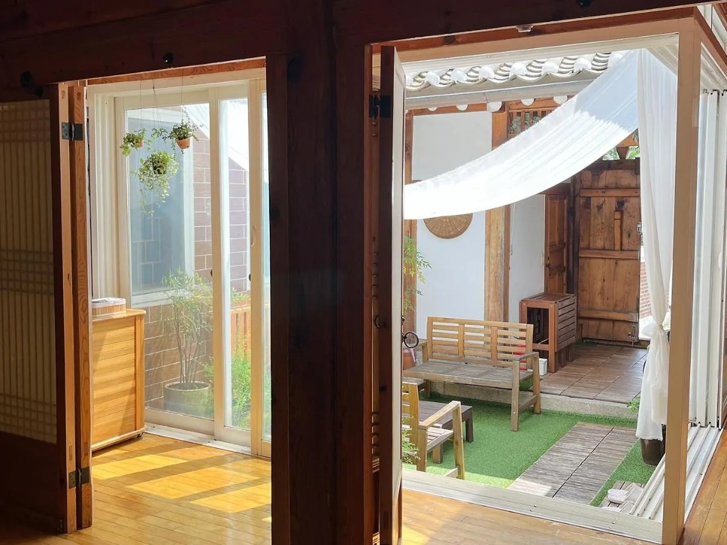Seoulstory Hanok Guest house