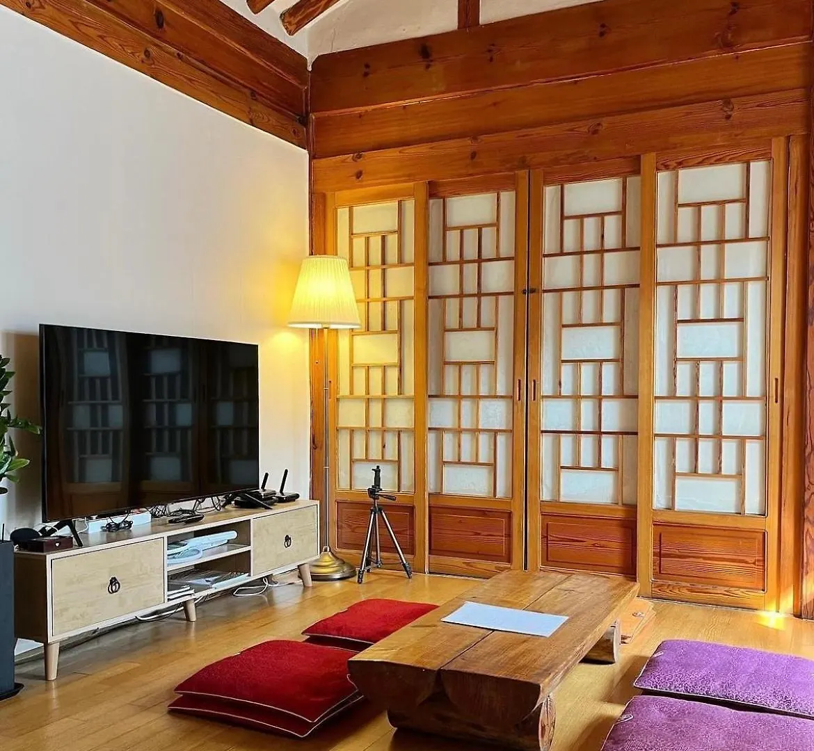 Seoulstory Hanok 3*, Seoul South Korea